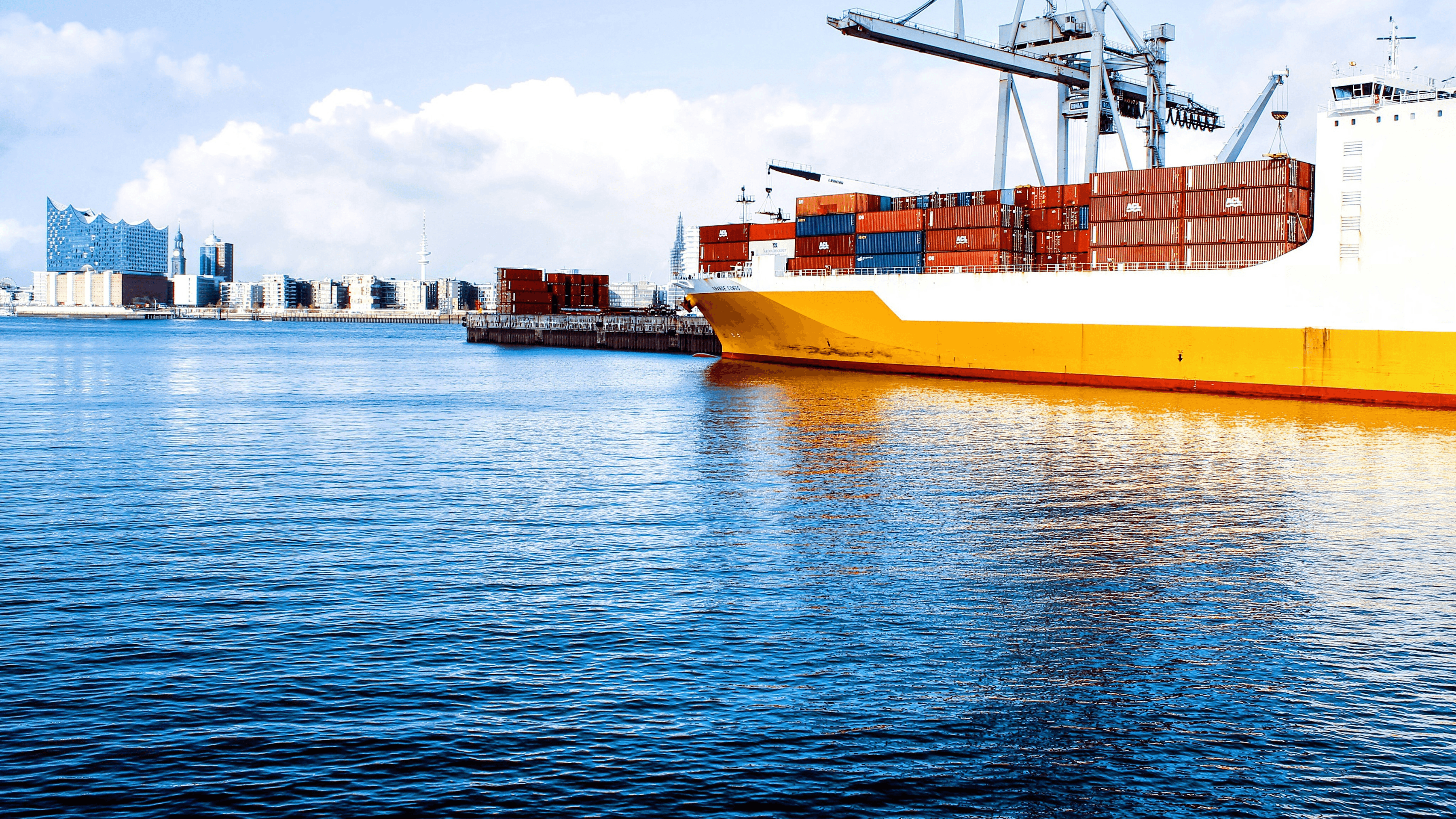 Fast Cargo CNX — freight trucks at China-Thailand border crossing
